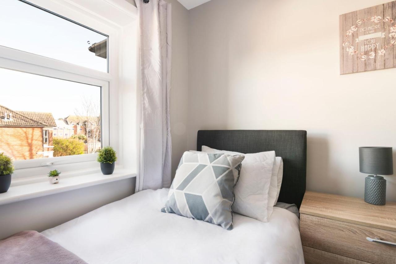 Spacious 3 Bed House, Netflix, Garden, Parking Southampton Kültér fotó