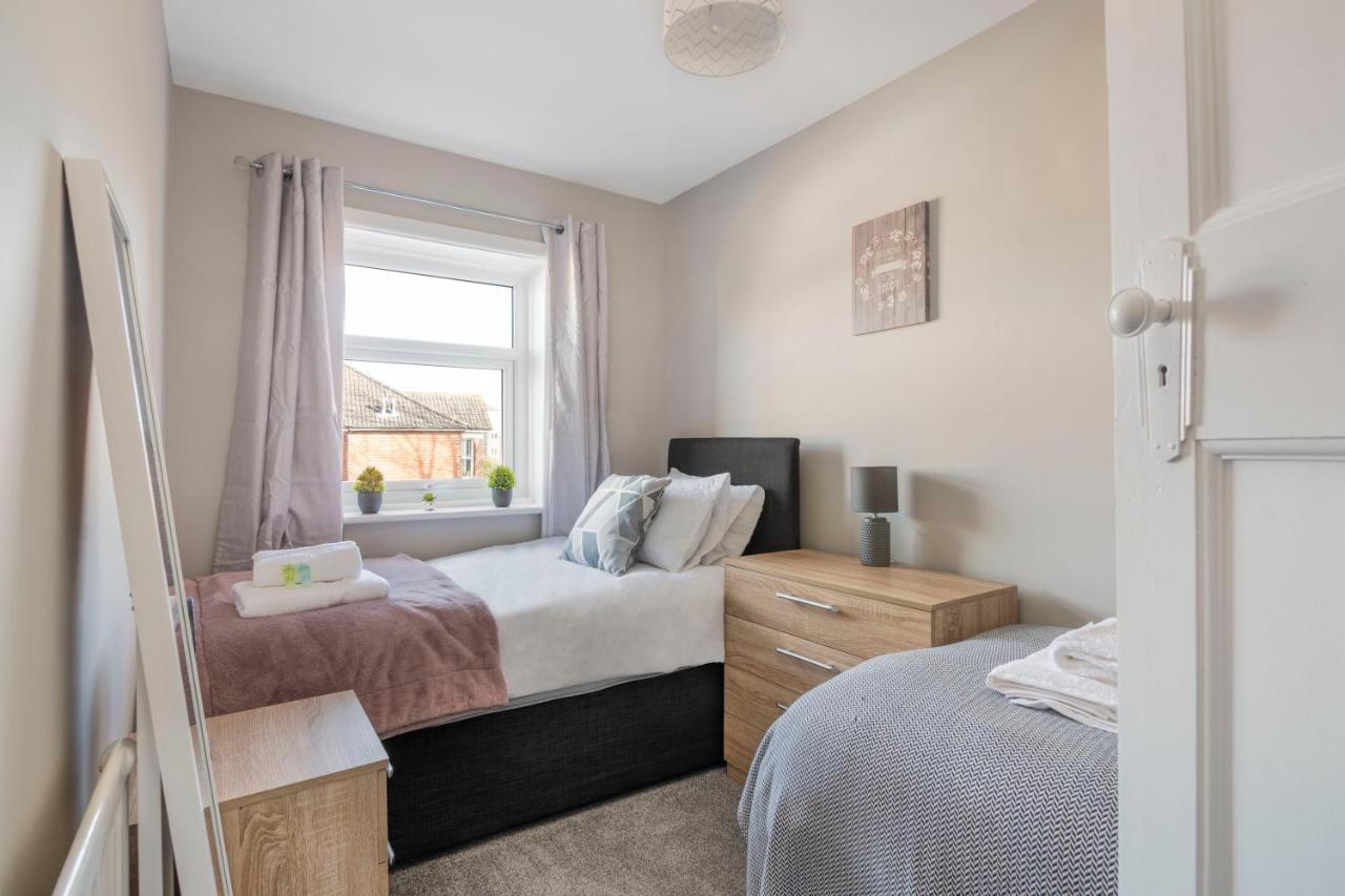 Spacious 3 Bed House, Netflix, Garden, Parking Southampton Kültér fotó