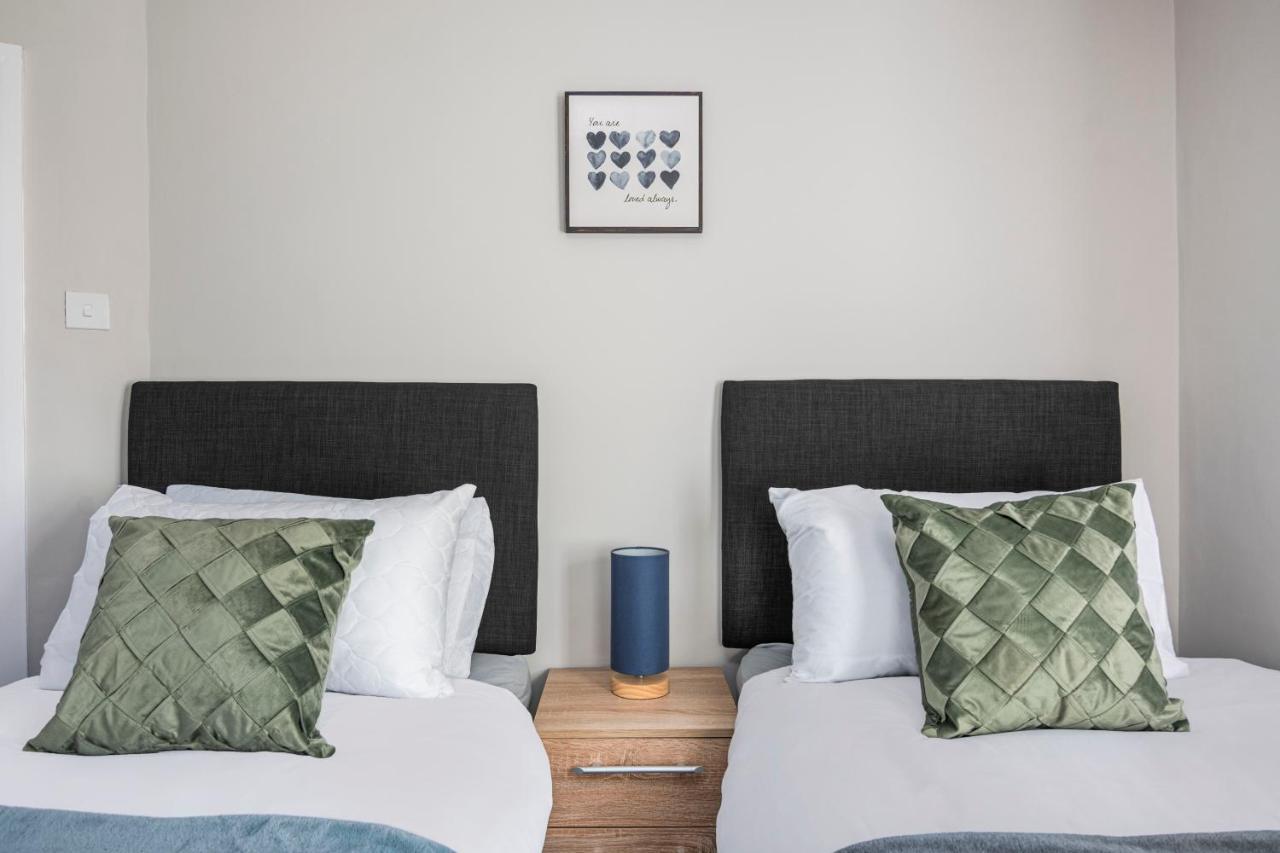 Spacious 3 Bed House, Netflix, Garden, Parking Southampton Kültér fotó